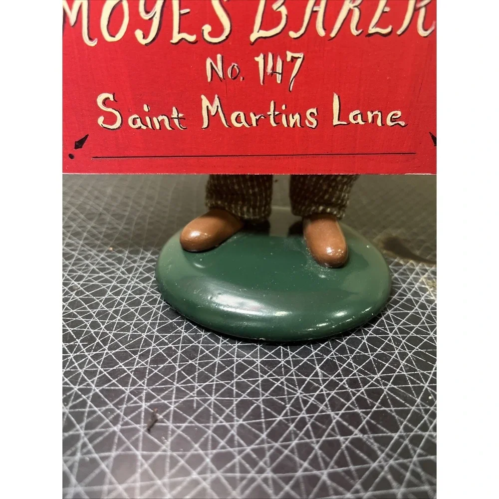 1994 Byers Choice Caroler Moyes Baker Plum Pudding Sign Man with Bell, Mint, New